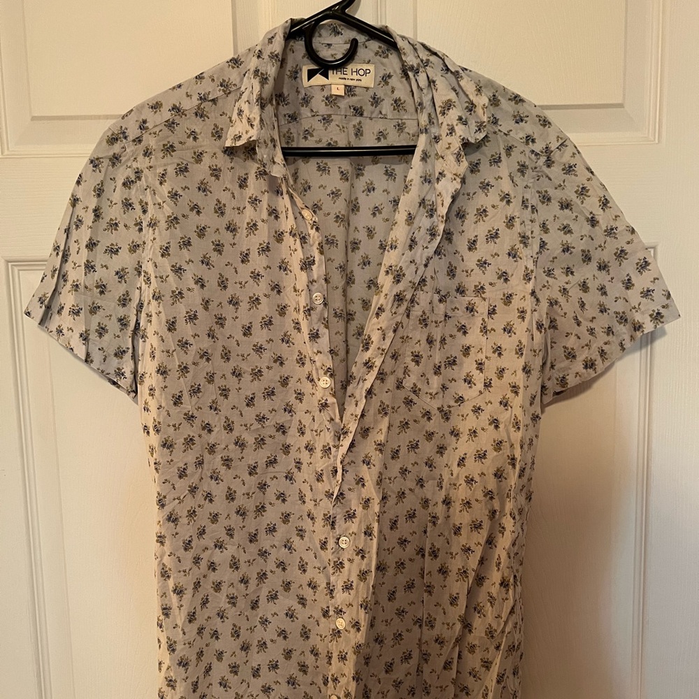 Custom Lightweight Blue Flower short sleeve button up